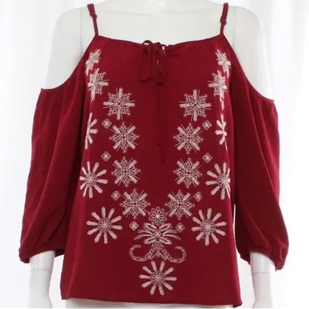 Xhilaration Red Cold Shoulder Holiday Top